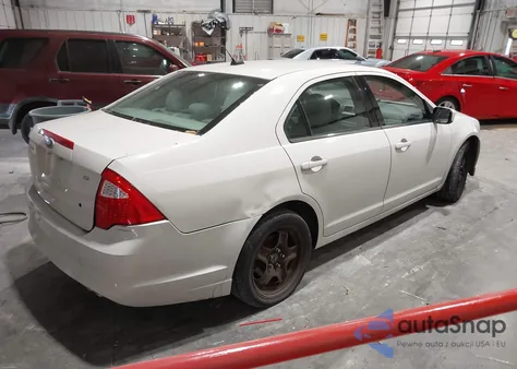 2011 Ford Fusion Se z USA, uszkodzony, nr VIN 3FAHP0HA0BR116271